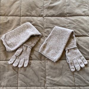 Michael Kors Long Wool Gloves